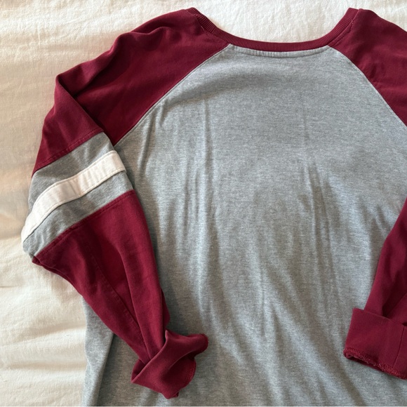 Washing State Cougars Comfy Long Sleeve - 2X size - red and gray knights apparel - Picture 8 of 8